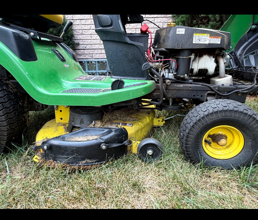 2016 John Deere D110
