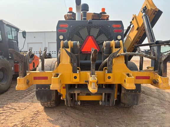 2021 John Deere 872G