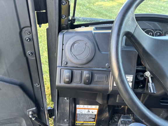 Used 2026 John Deere XUV 845M HVAC Cab ATVs & Gators at Koenig Equipment in Knightstown, IN - Photo18
