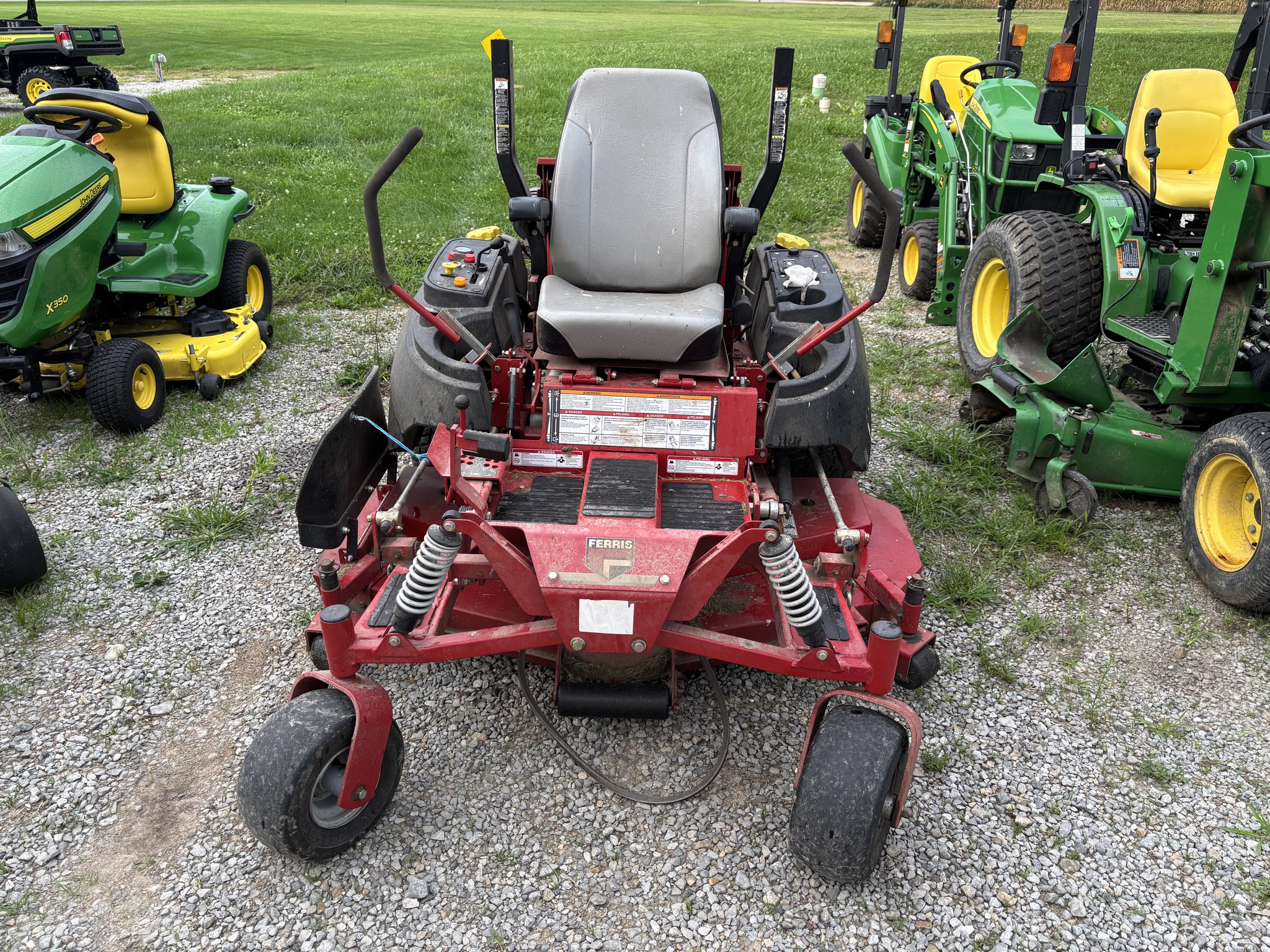 Used 2006 Ferris IS4500Z C28 Zero Turn Mowers at Koenig Equipment in Urbana, OH - PhotoXL0