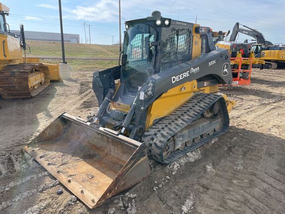Photo of 2021 John Deere 333G