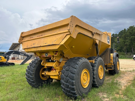 2024 John Deere 460 P