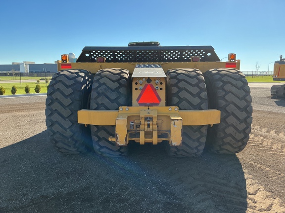 2023 John Deere 2412D E