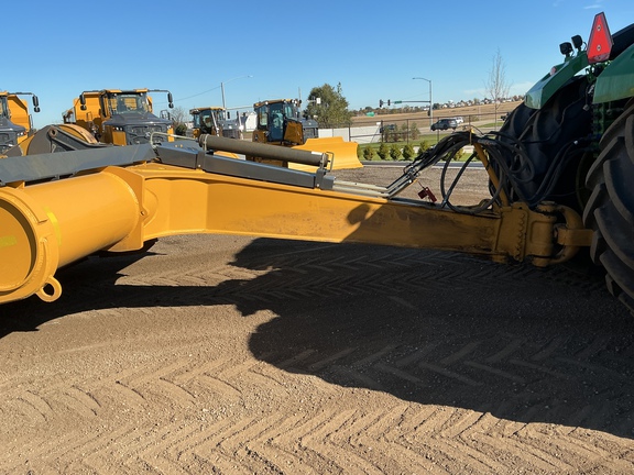 2023 John Deere 2412D E