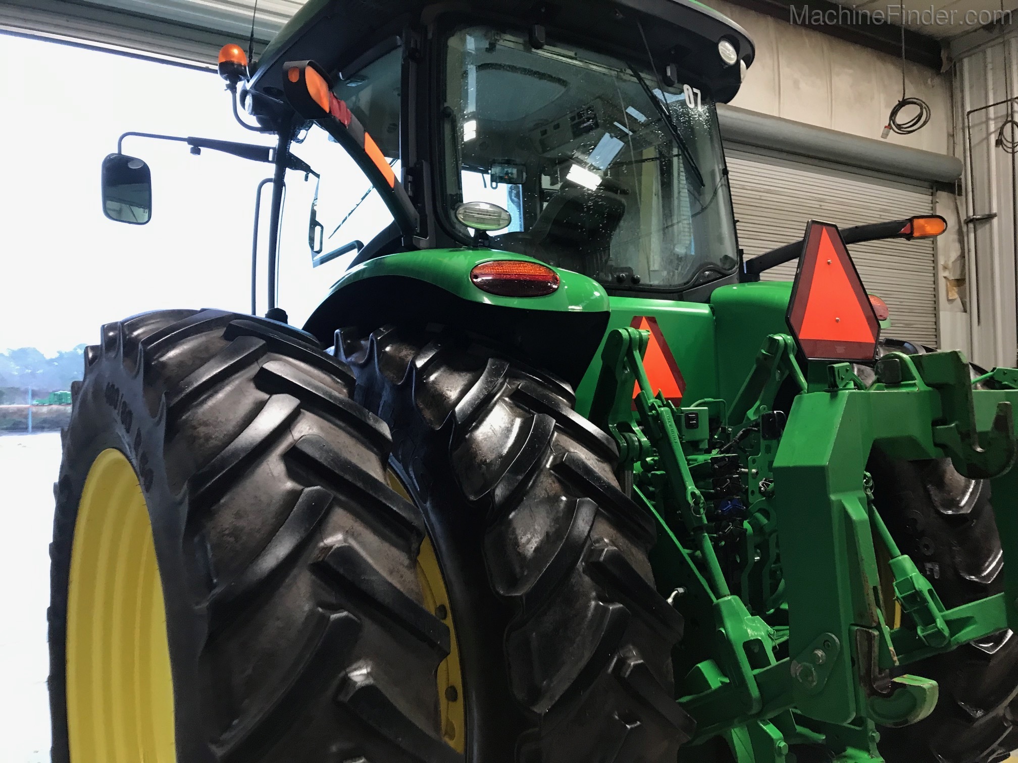 2014 John Deere 8320R Image 5