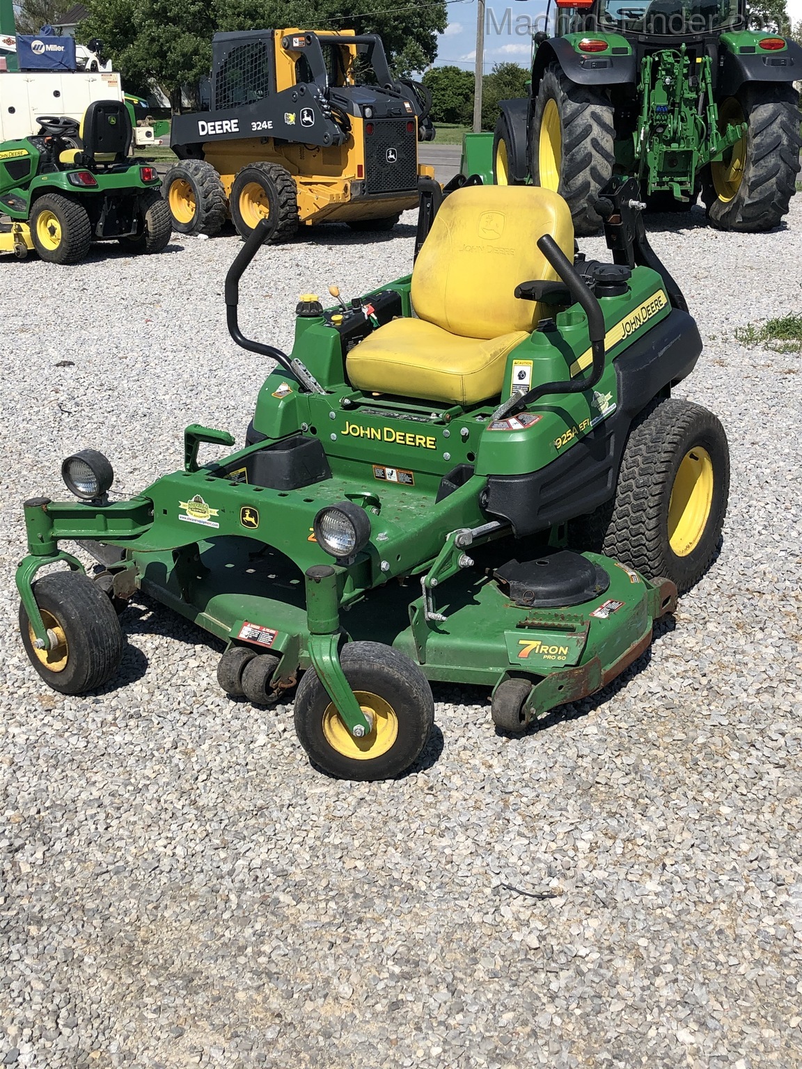 2012 John Deere Z925A Image 1