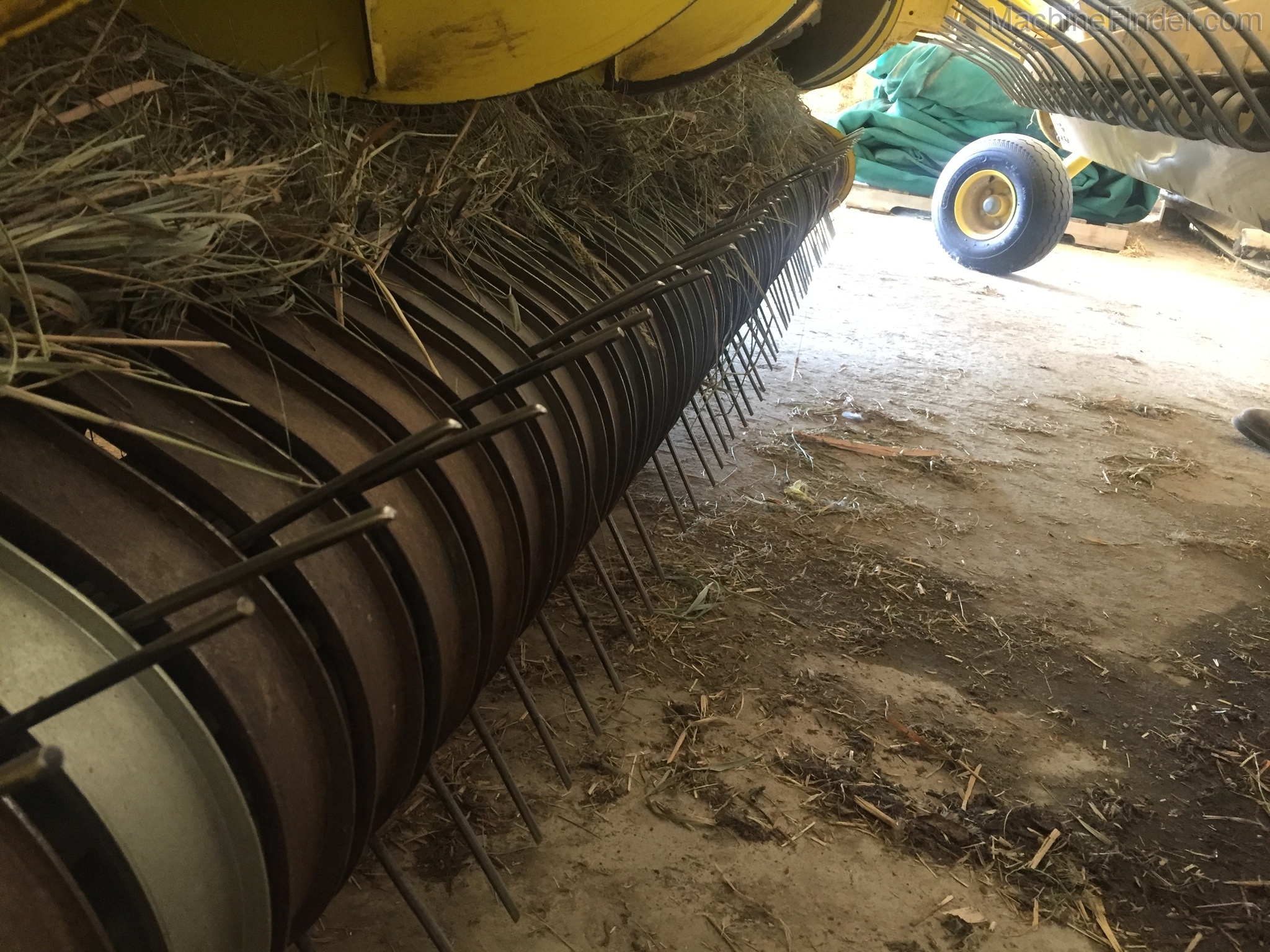 2015 John Deere 649 Image 8