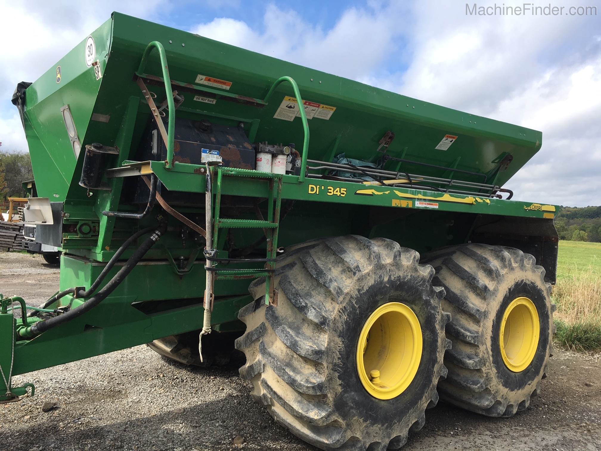 2012 John Deere DN345 Image 3