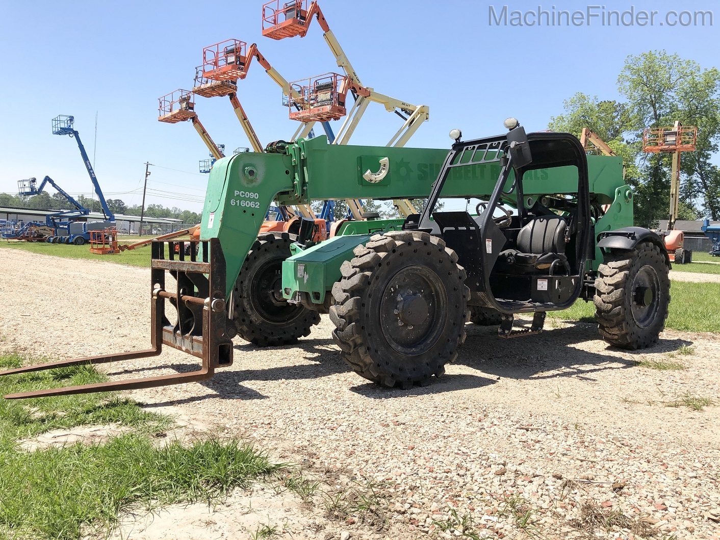 2014 Genie GTH844 Image 1