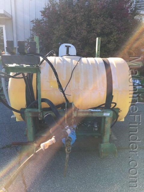 Reddick 300 gal sprayer Image 2