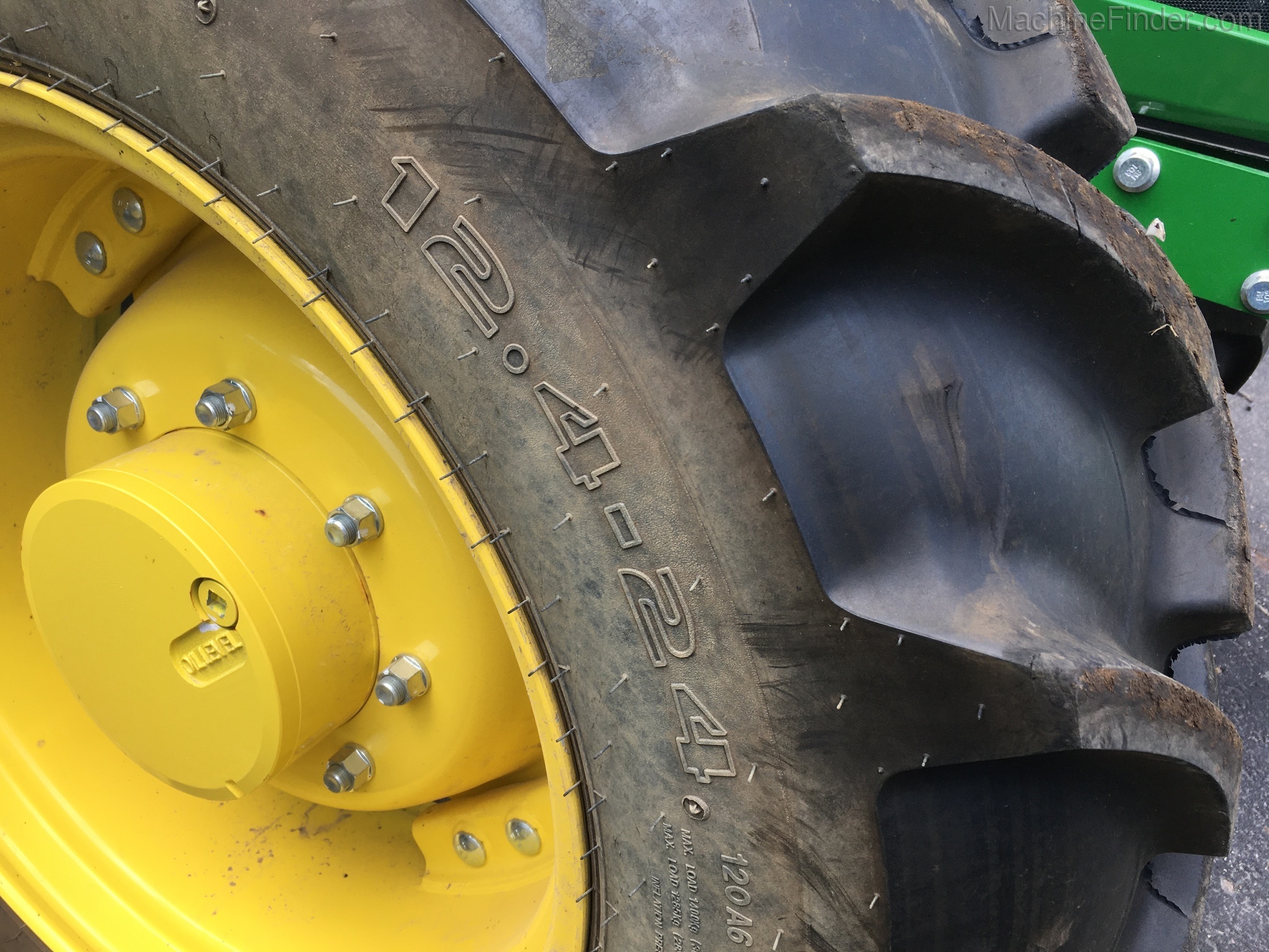 2019 John Deere 5100E Image 9