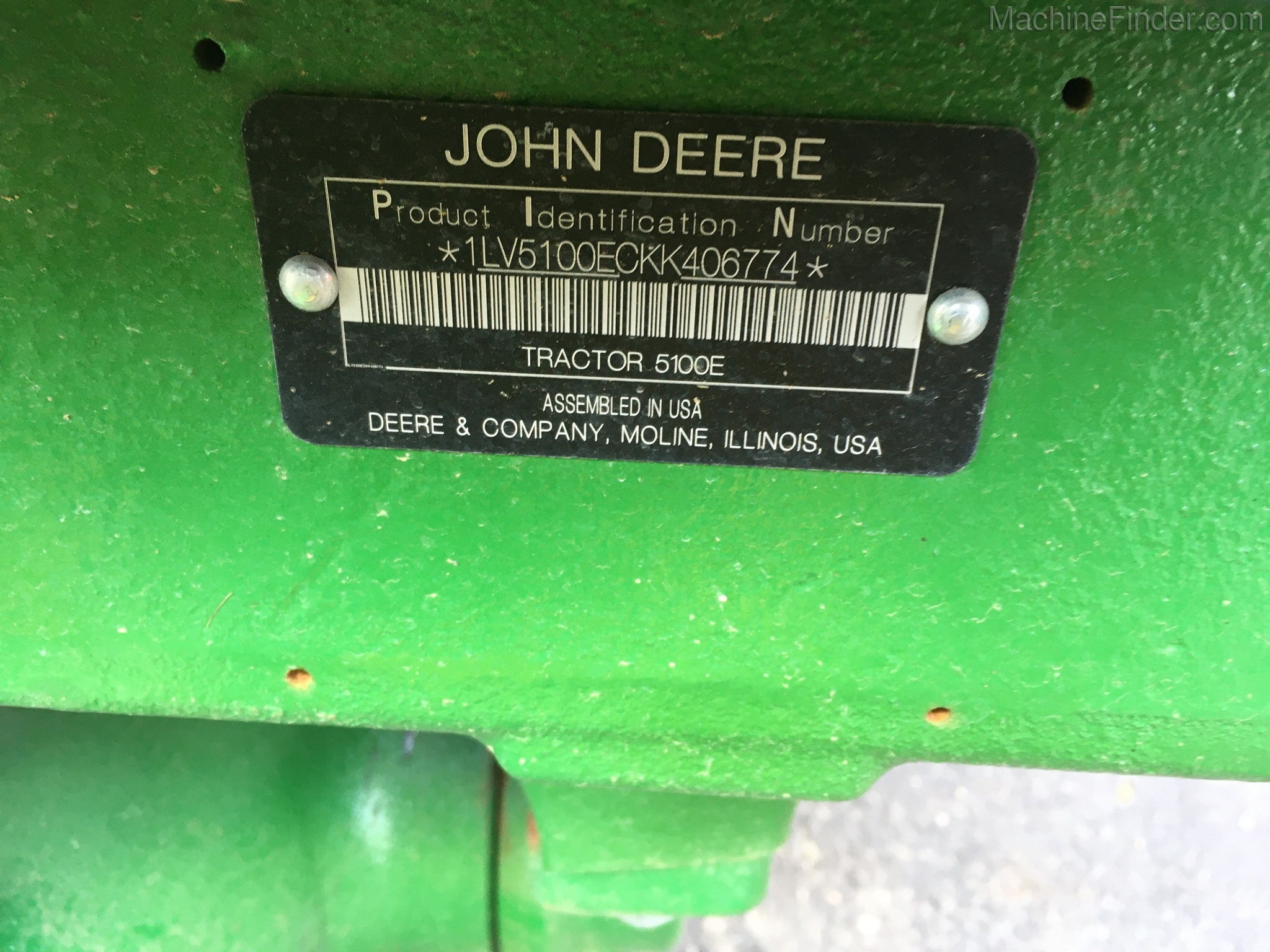 2019 John Deere 5100E Image 11