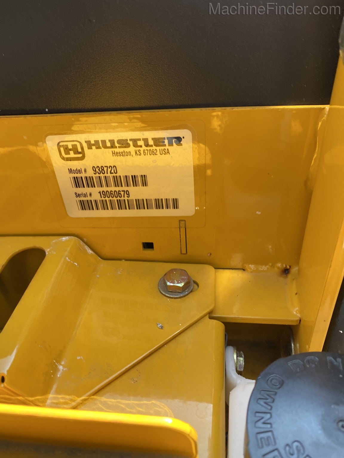 2019 Hustler 938720 fastrak Image 6