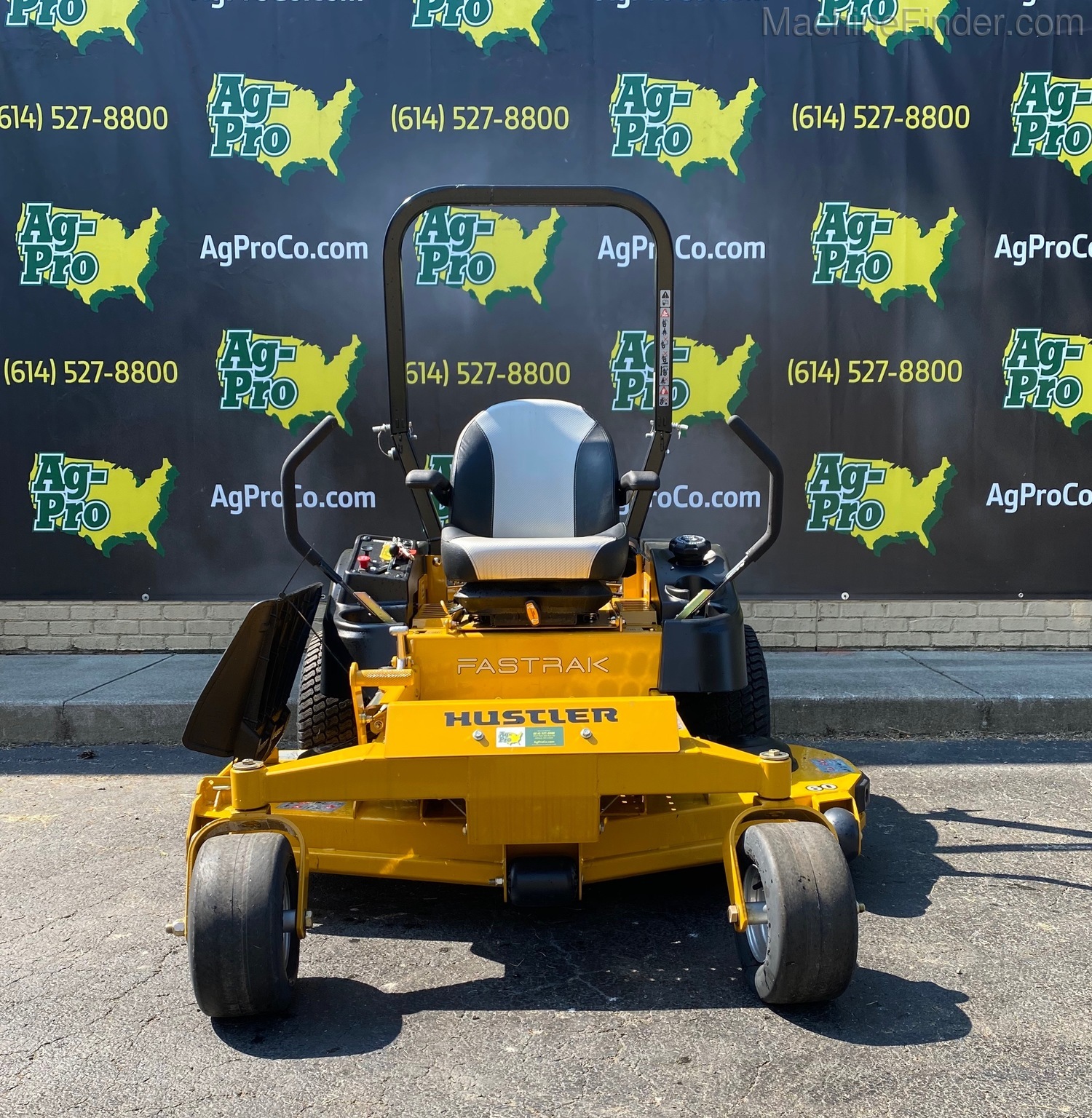 2019 Hustler 938720 fastrak Image 3