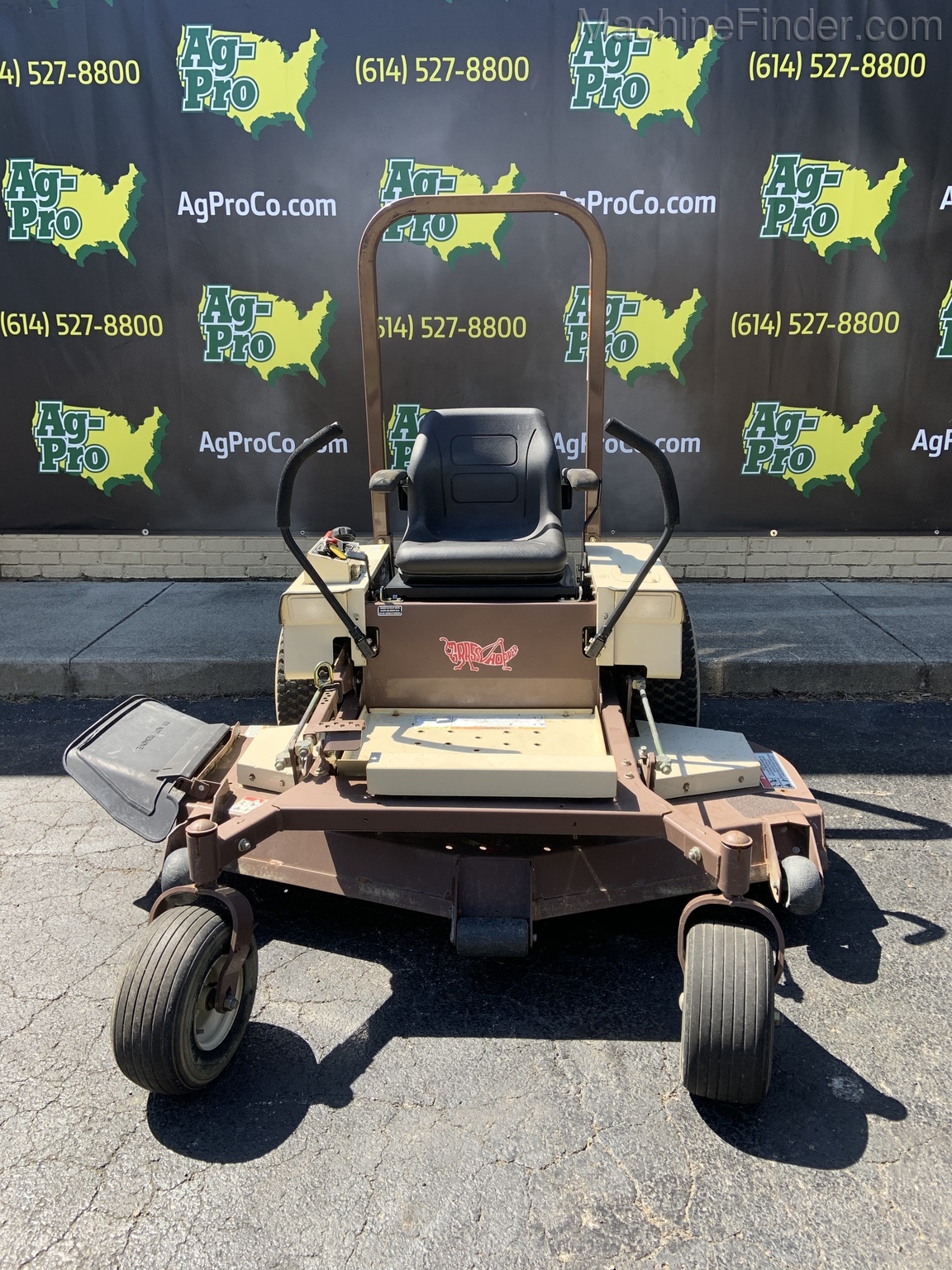 2004 Grasshopper 226v Image 2