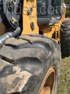 2004 John Deere 444J Image 7