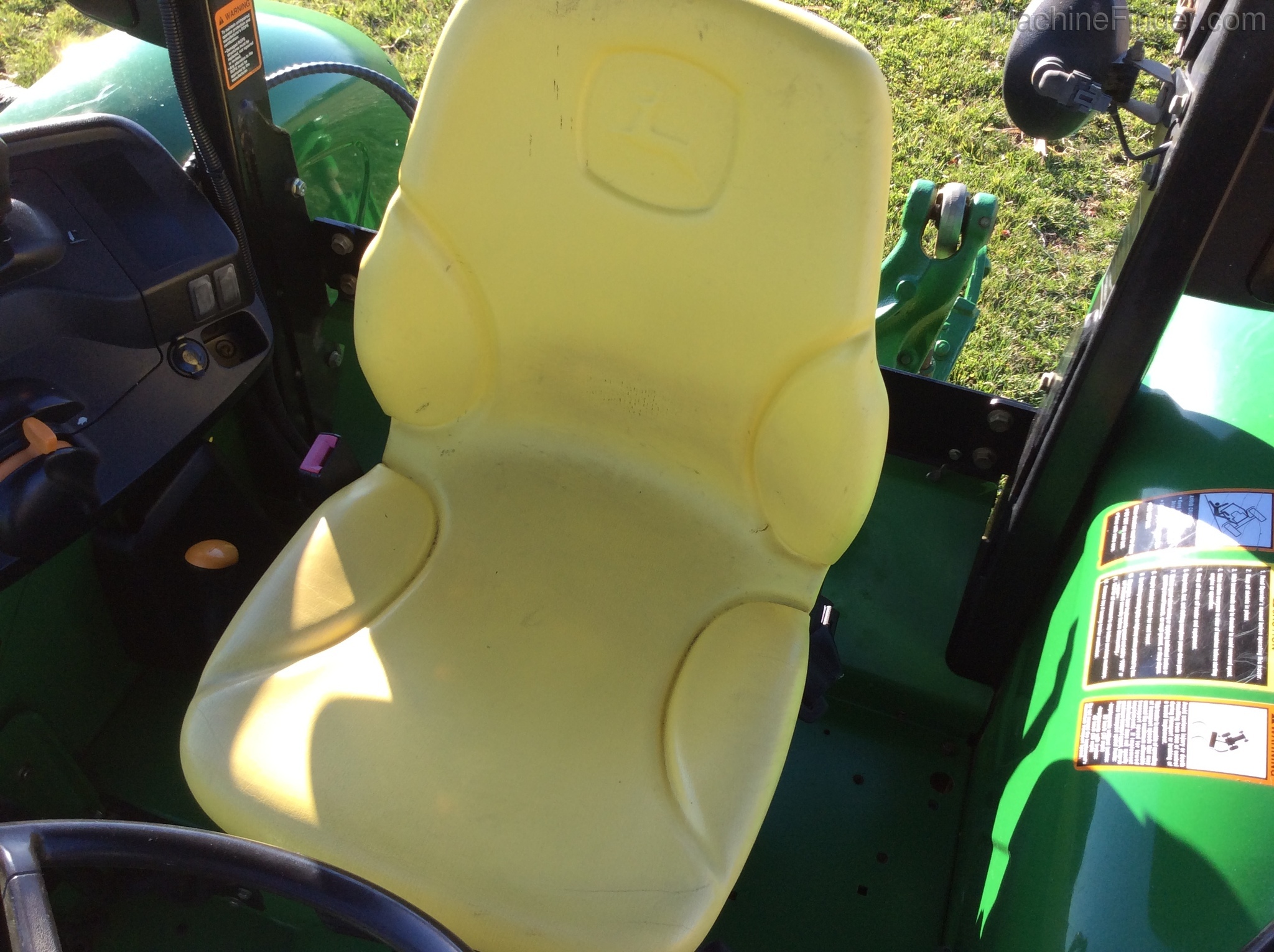 2009 John Deere 5085M Image 14
