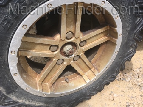 2011 John Deere XUV 825I OLIVE Image 2