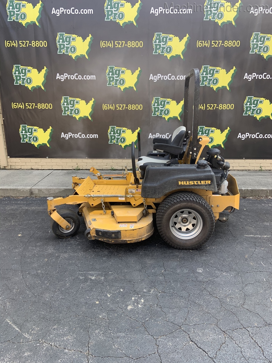 2015 Hustler SUPER Z Image 1