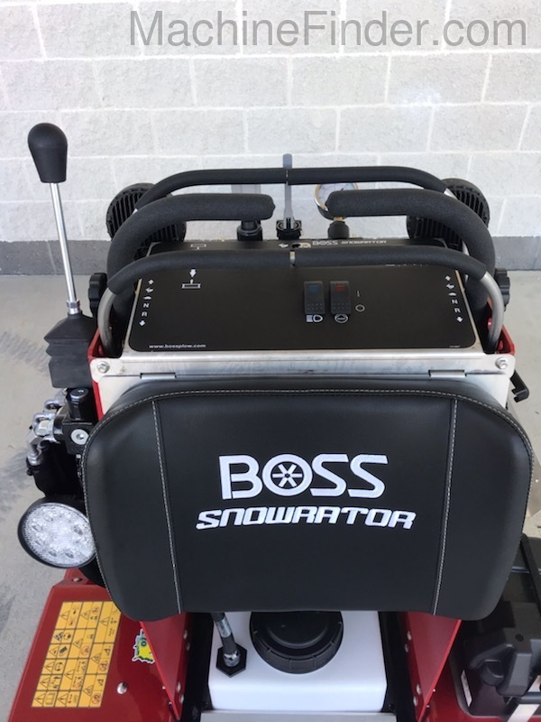 2020 Boss SNOWRATOR Image 5
