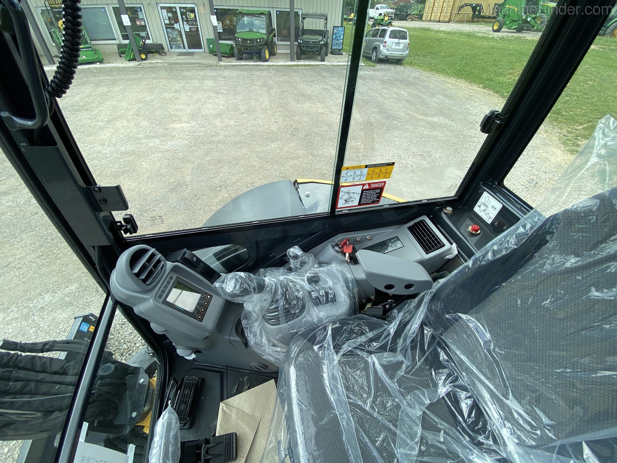 2020 John Deere 35G Image 9