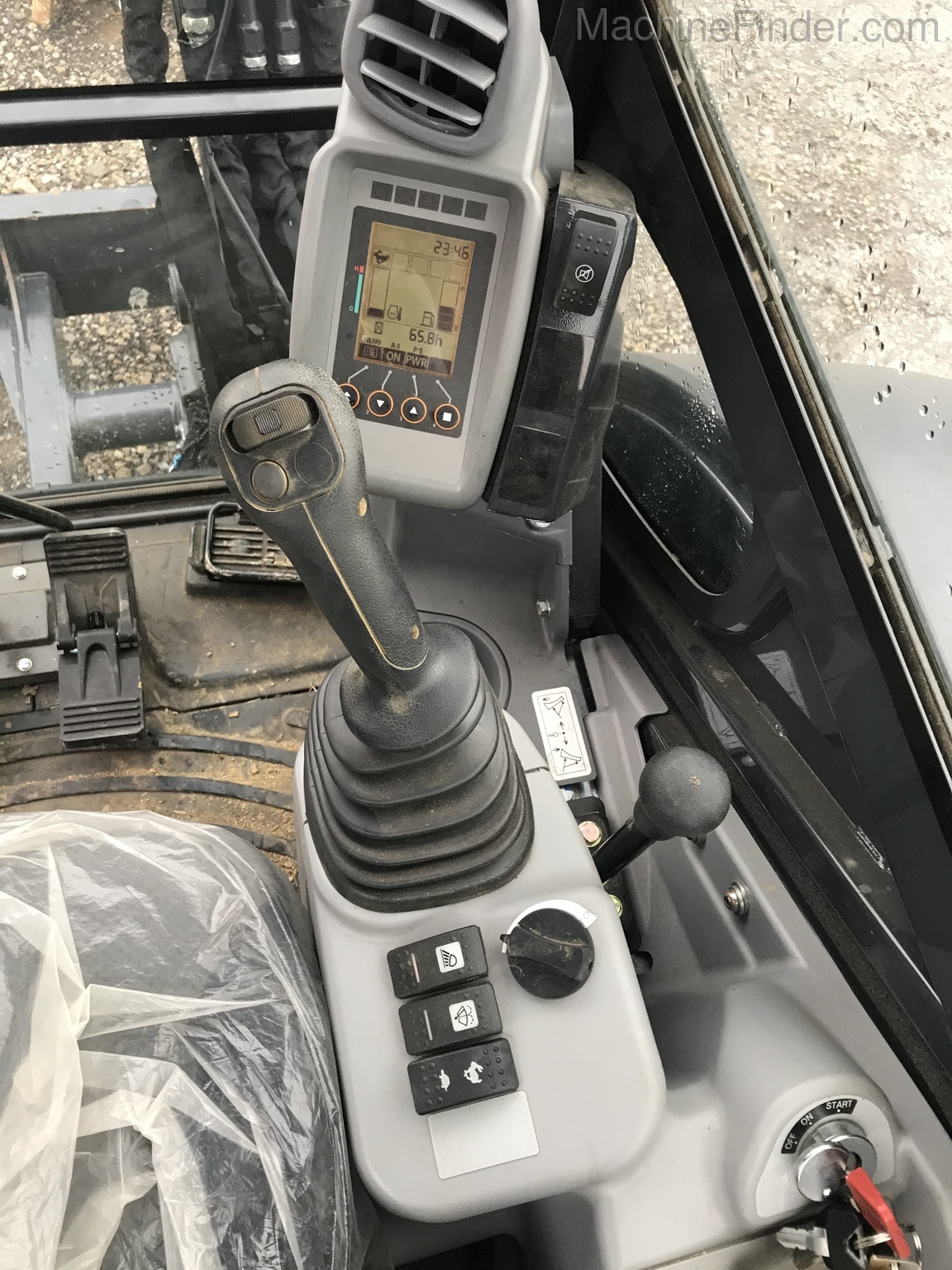 2020 John Deere 35G Image 13