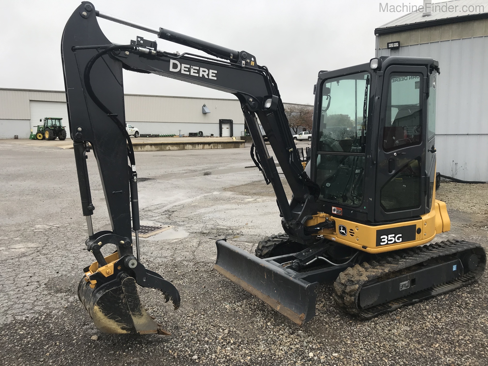 2020 John Deere 35G Image 2