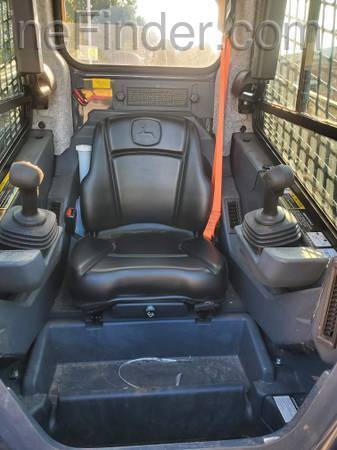 2019 John Deere 331G Image 5