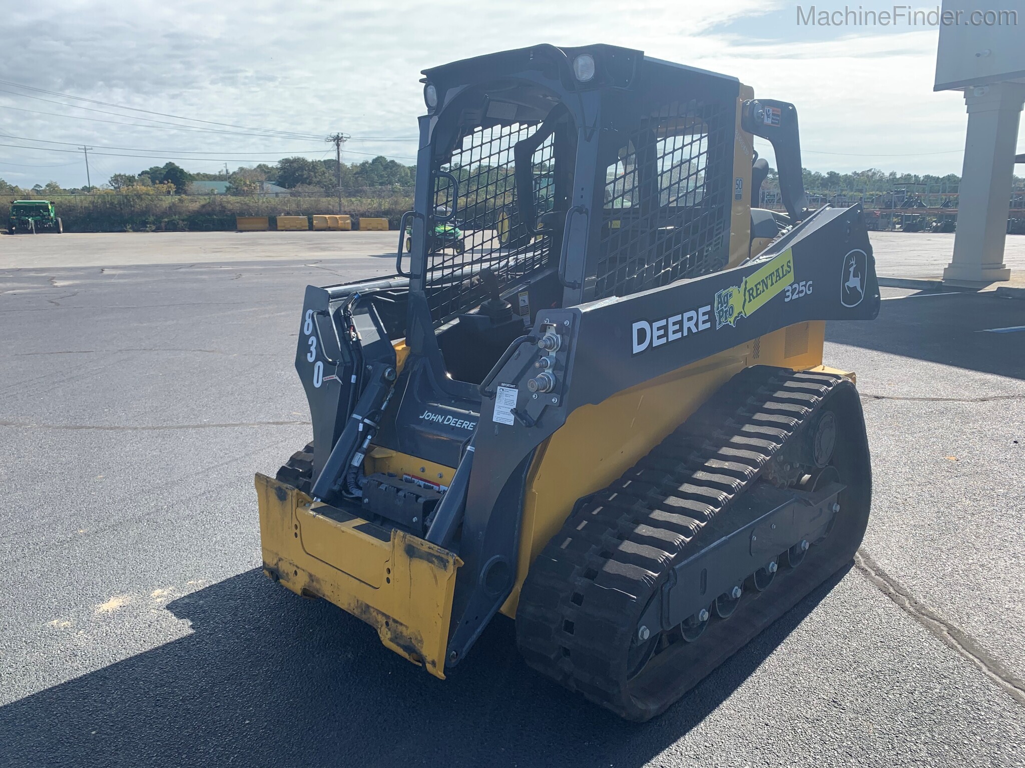 2020 John Deere 325G Image 7