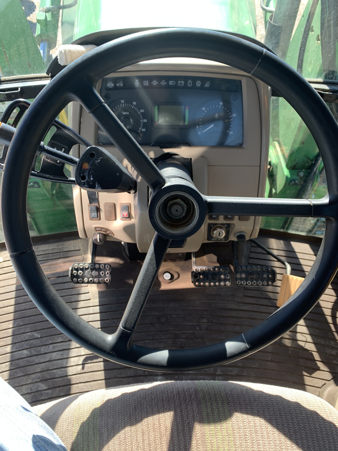 2006 John Deere 6715 Image 9