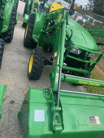 2022 John Deere 3025e Image 2