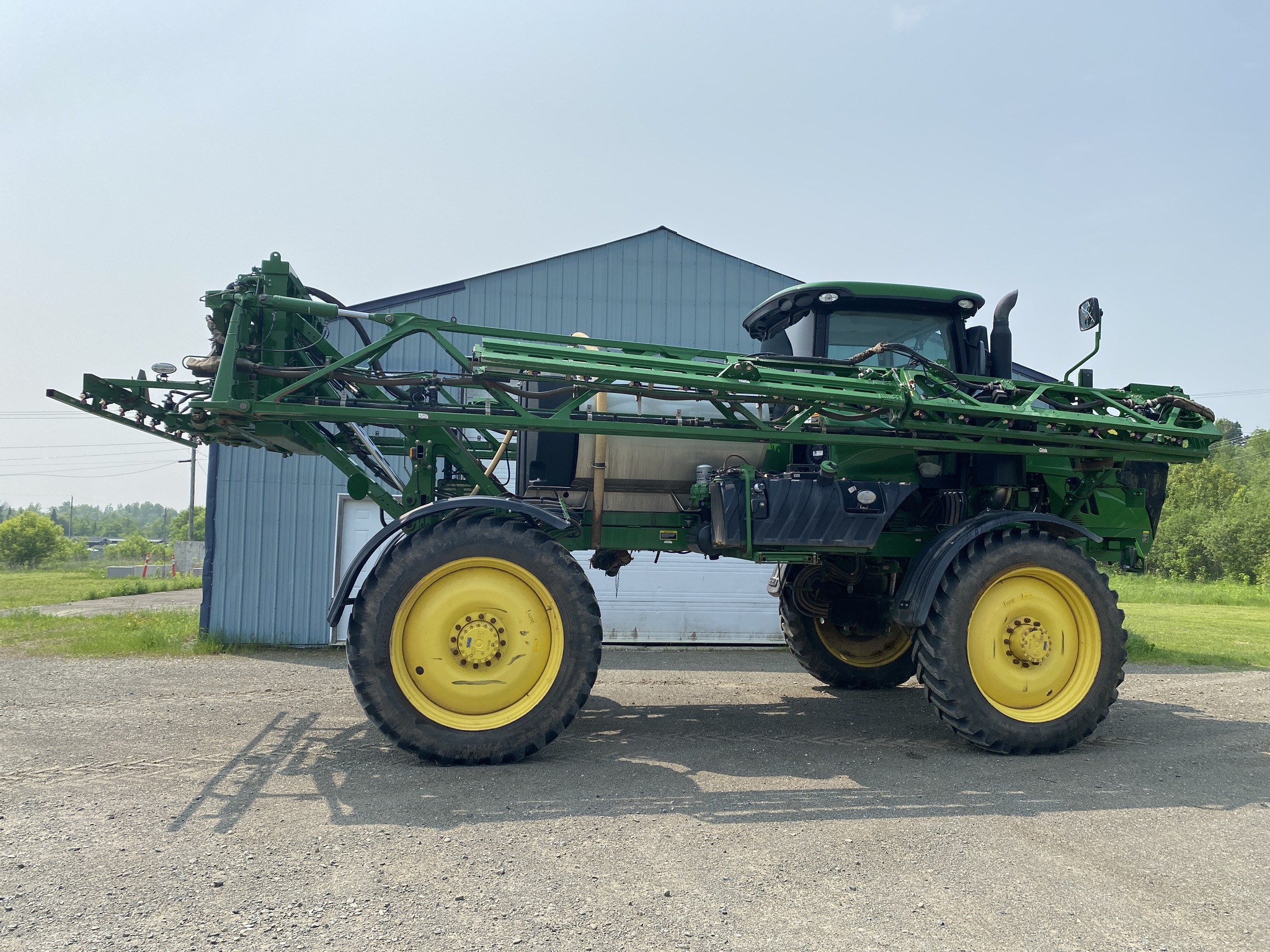 2018 John Deere R4030 Image 10