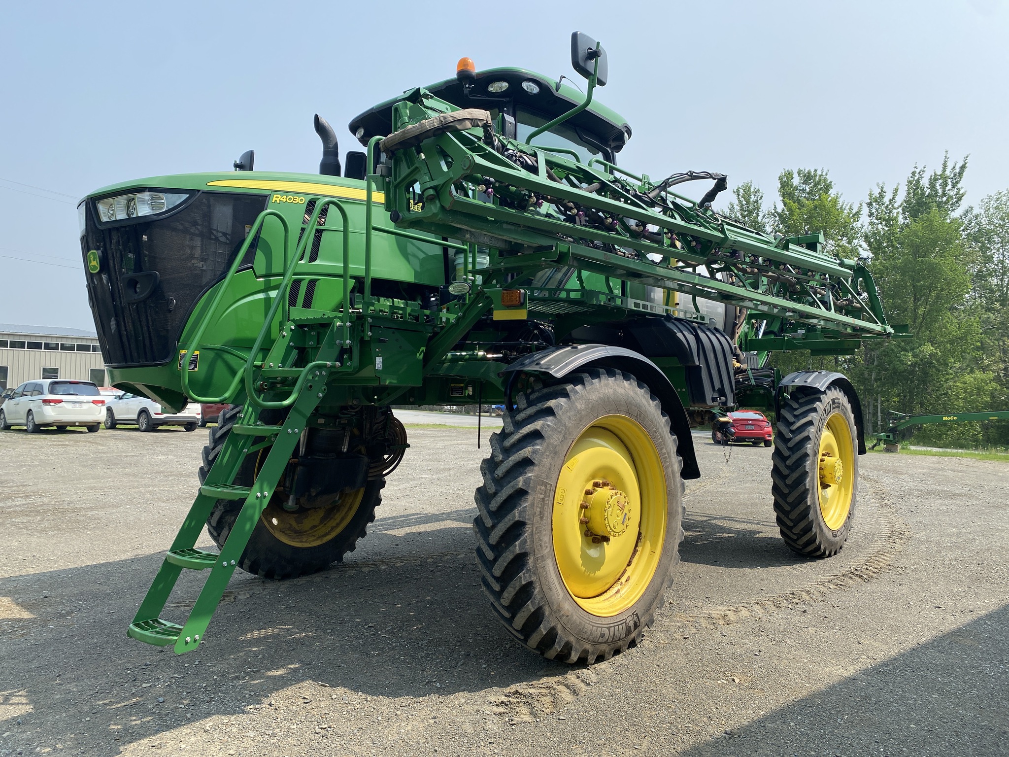 2018 John Deere R4030 Image 2