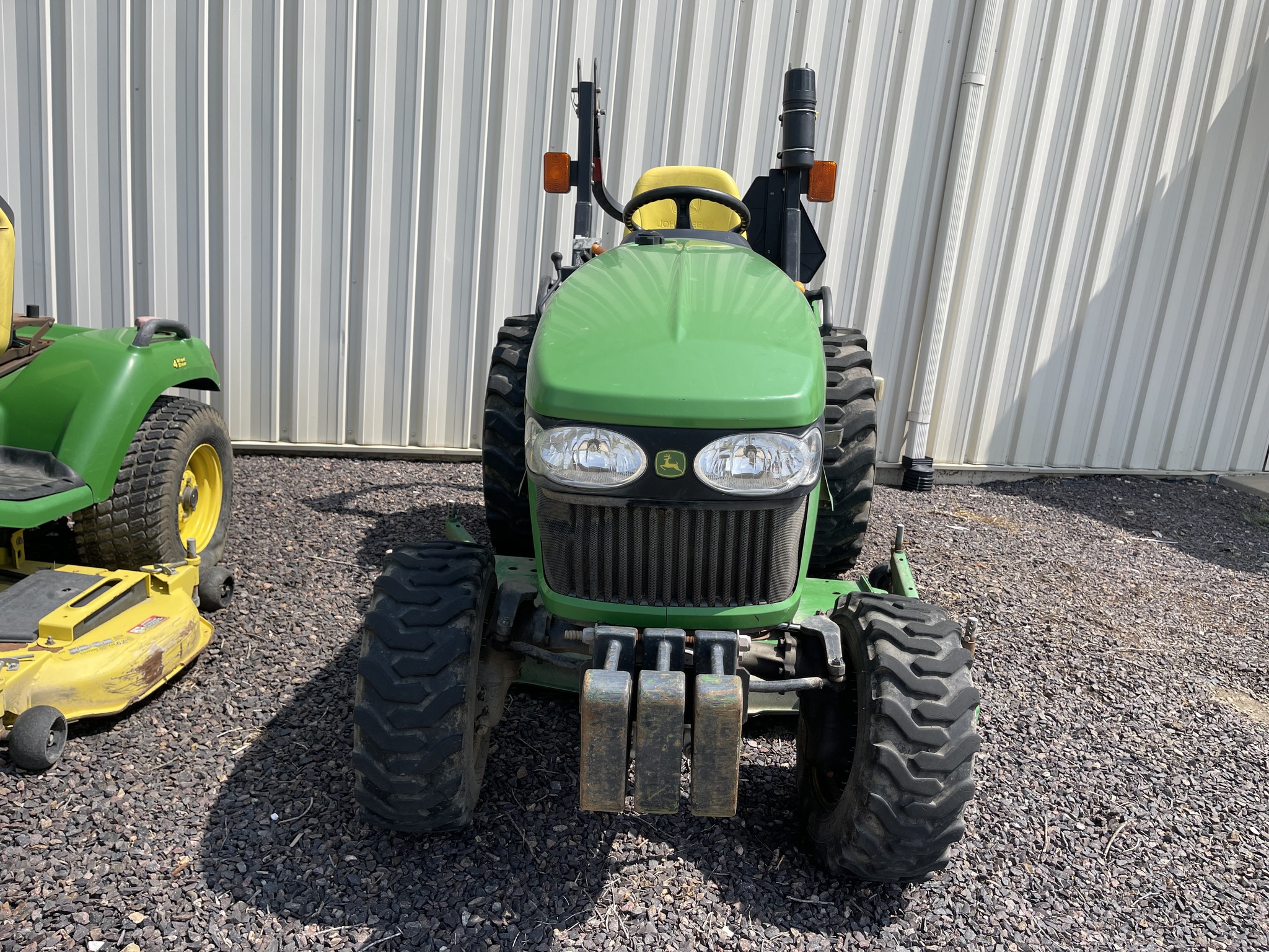  2010 John Deere 2520 at Heritage Tractor in Brimfield, IL