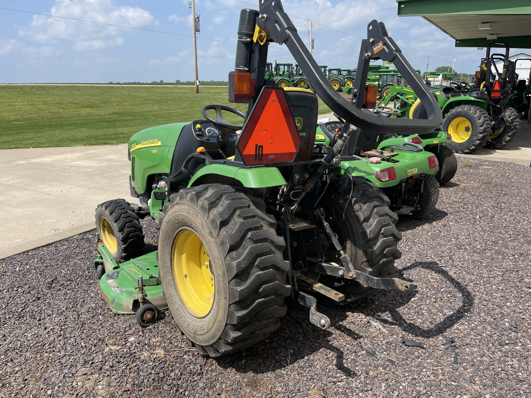  2010 John Deere 2520 at Heritage Tractor in Brimfield, IL