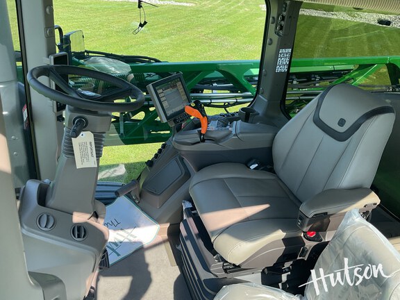 Photo of 2024 John Deere 408R