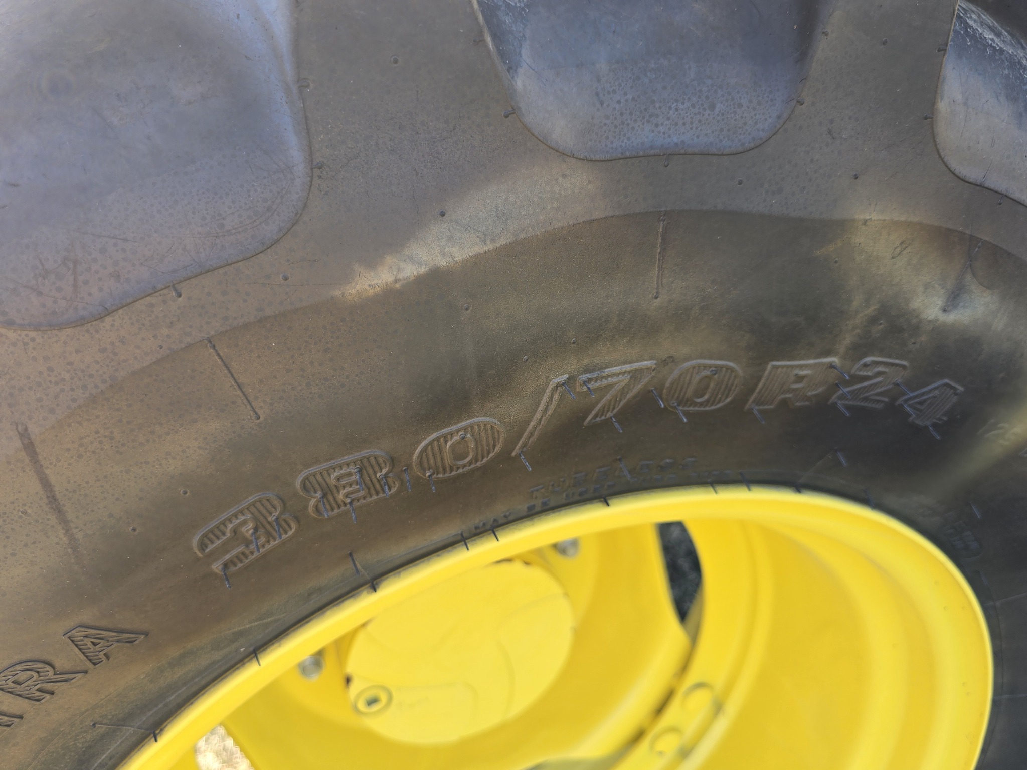2022 John Deere 6120M Image 14