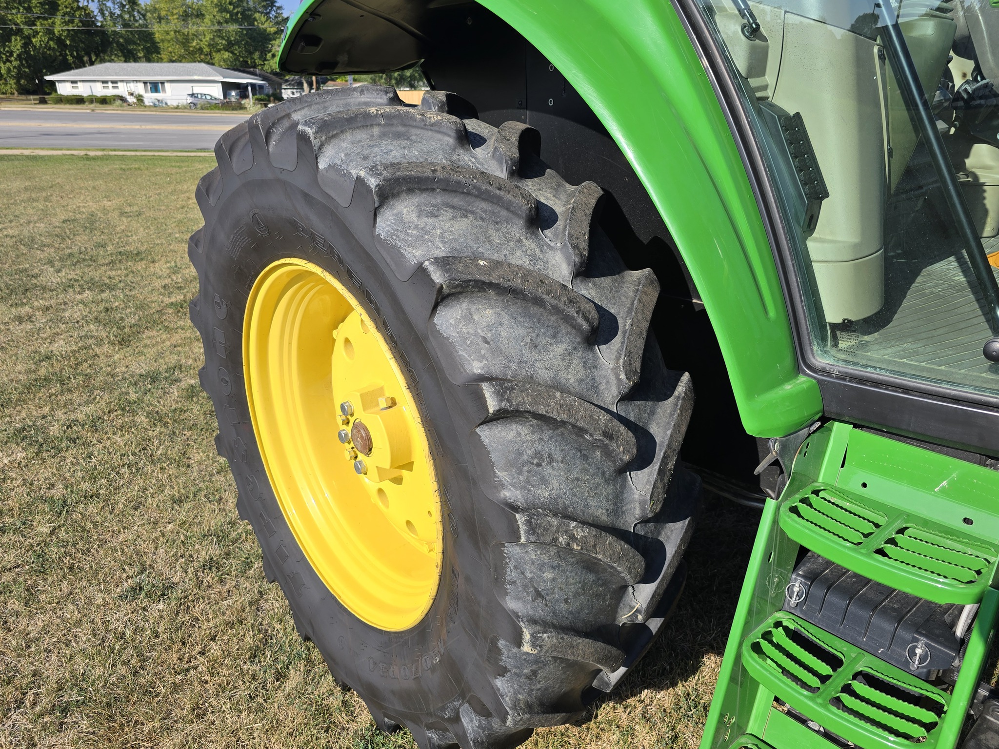 2022 John Deere 6120M Image 16