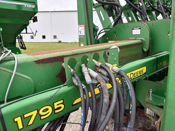 Used 2014 John Deere 1795 Planters: Drawn at Koenig Equipment in Greenville, OH - Photo5