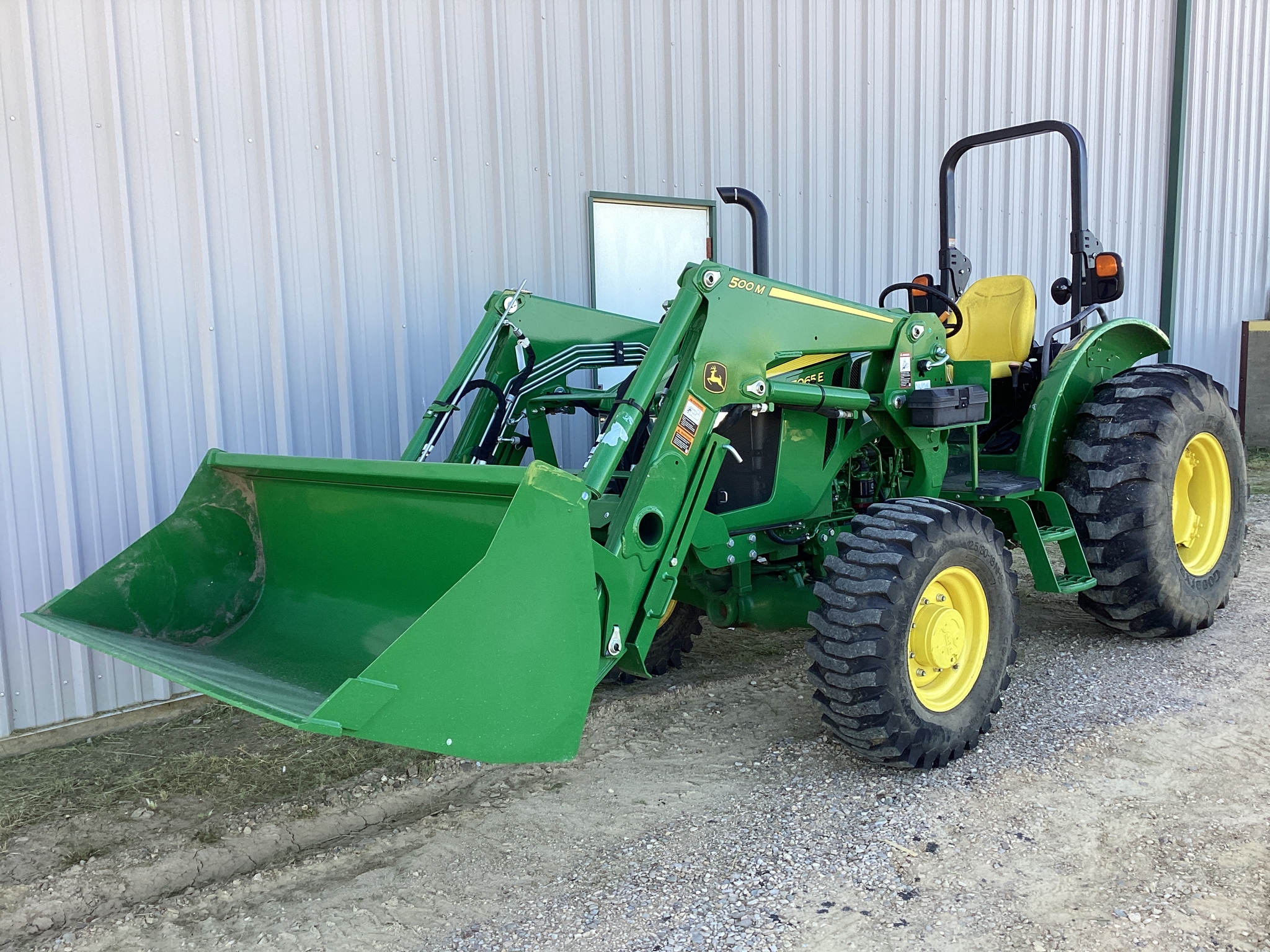 2022 John Deere 5065E Image 2