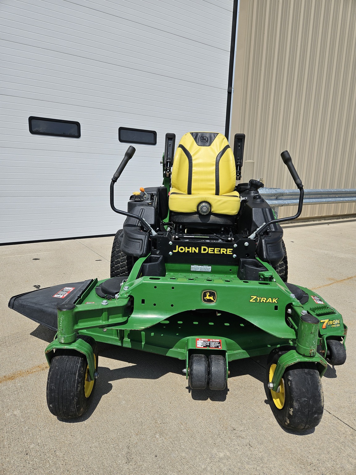 2021 John Deere Z950R Image 2
