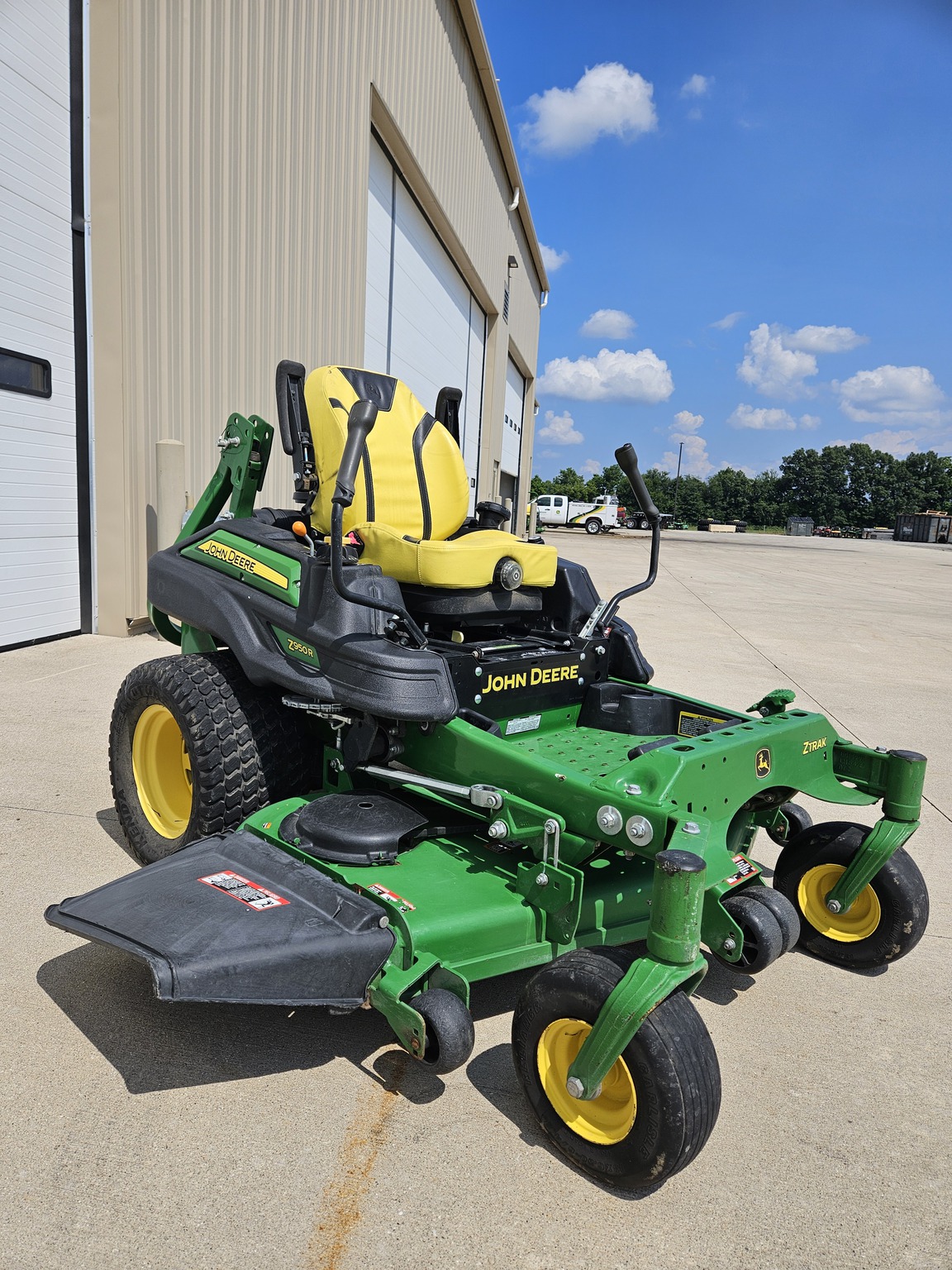 2021 John Deere Z950R Image 3