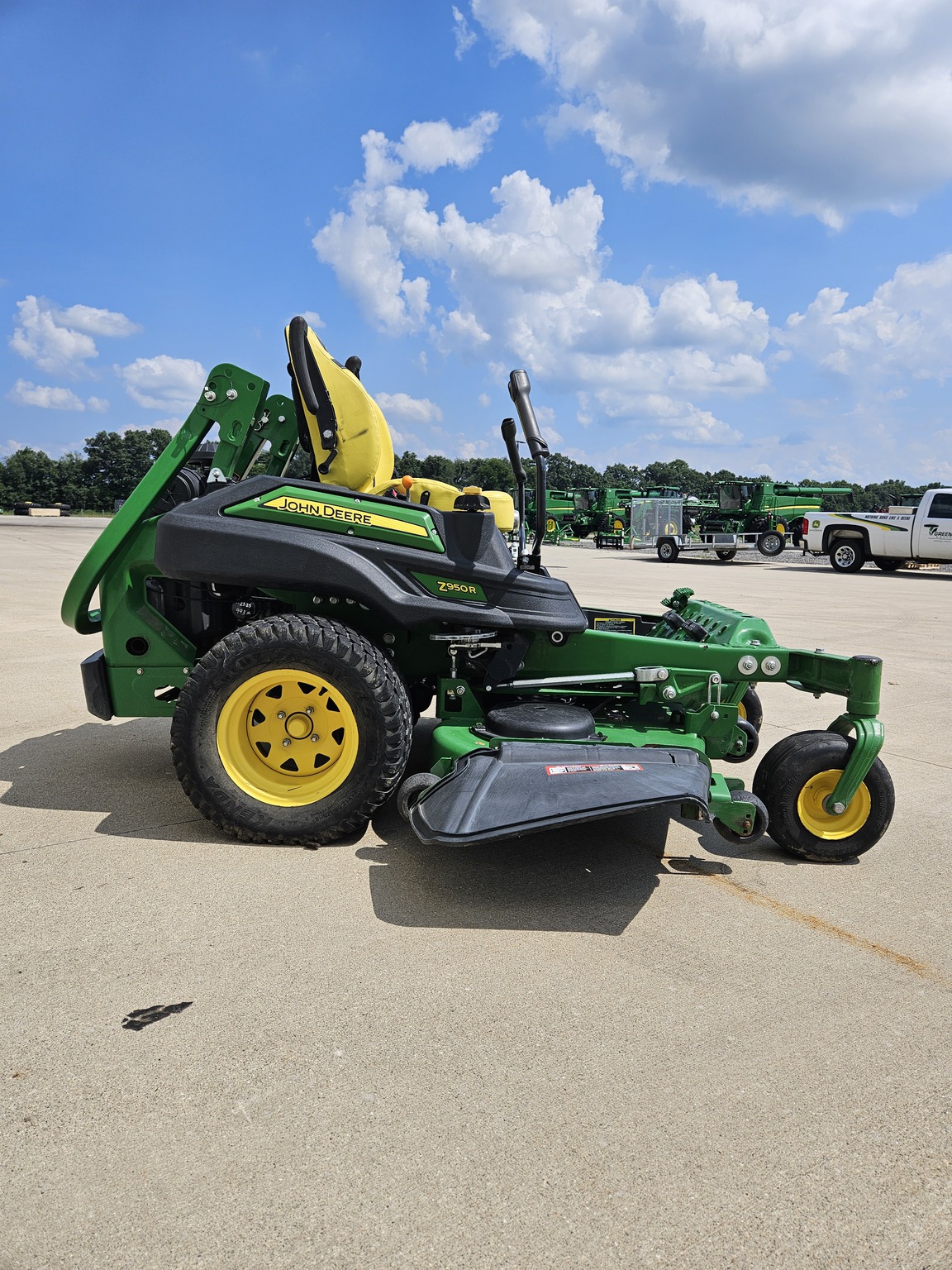 2021 John Deere Z950R Image 4