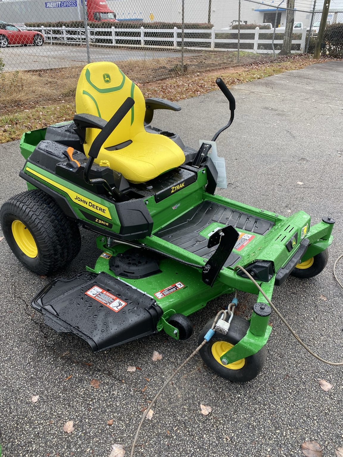 2025 John Deere Z330R 48 Image 3