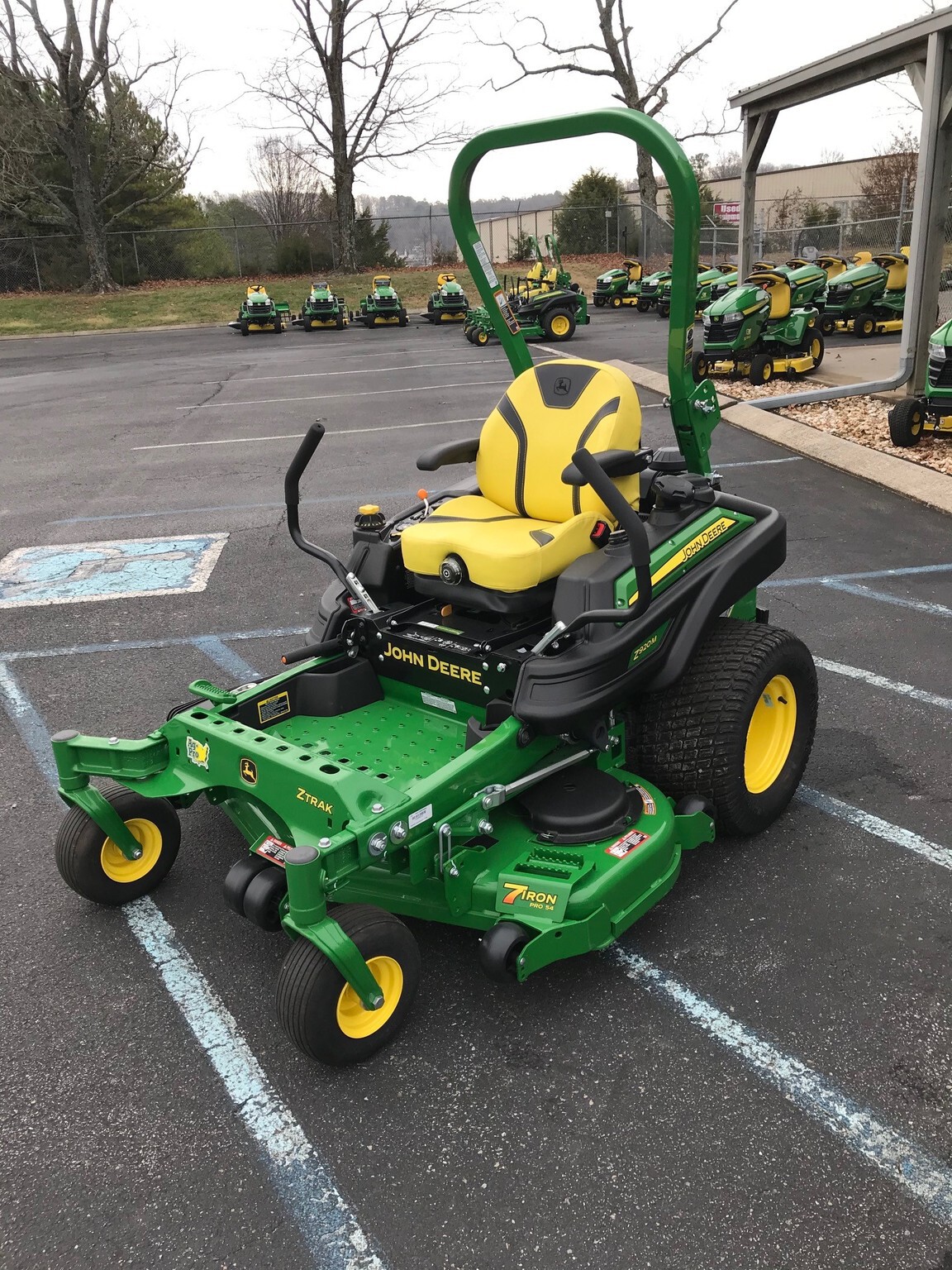 2025 John Deere Z920M Image 1