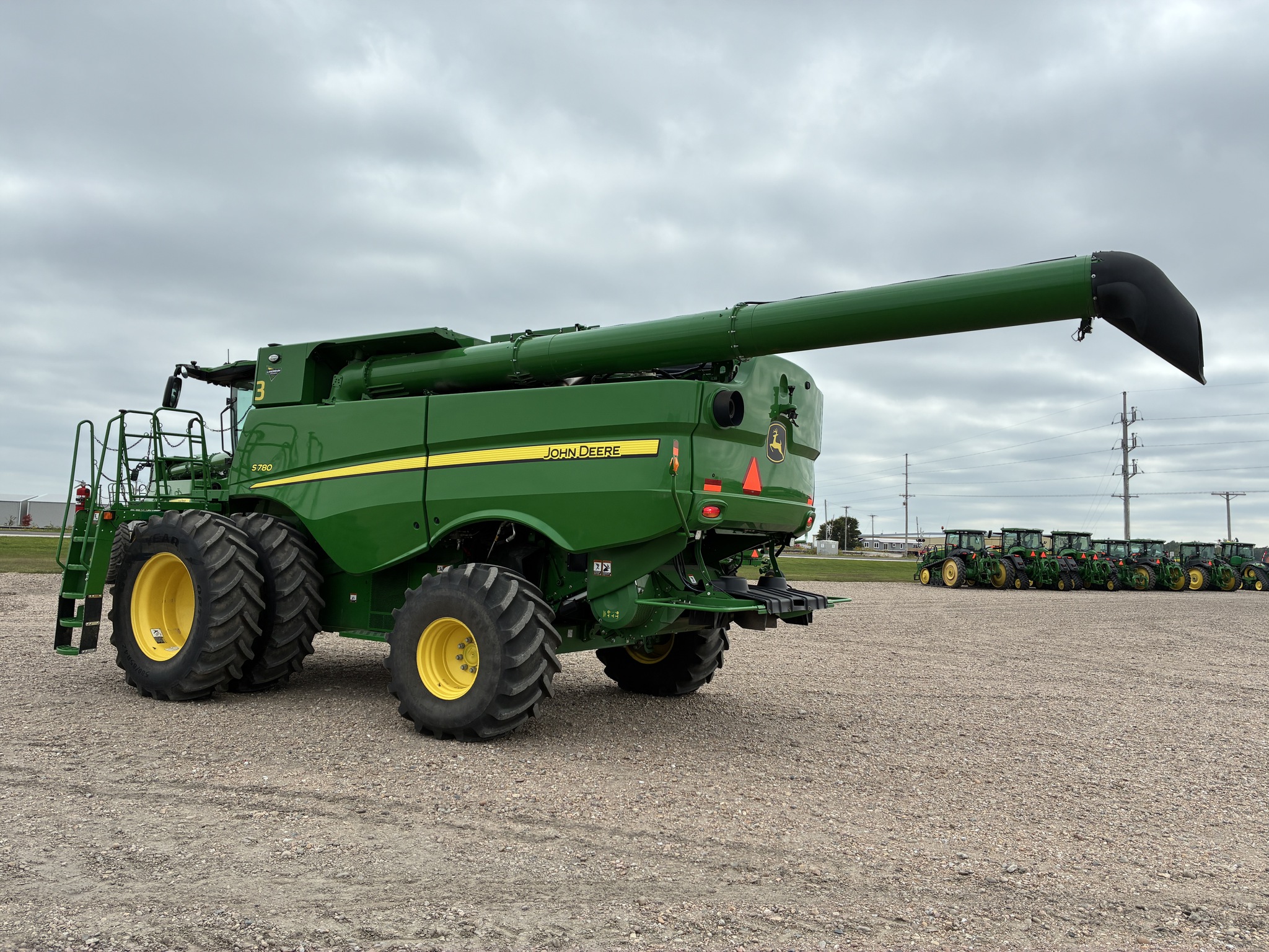 2023 John Deere S780 Image 4