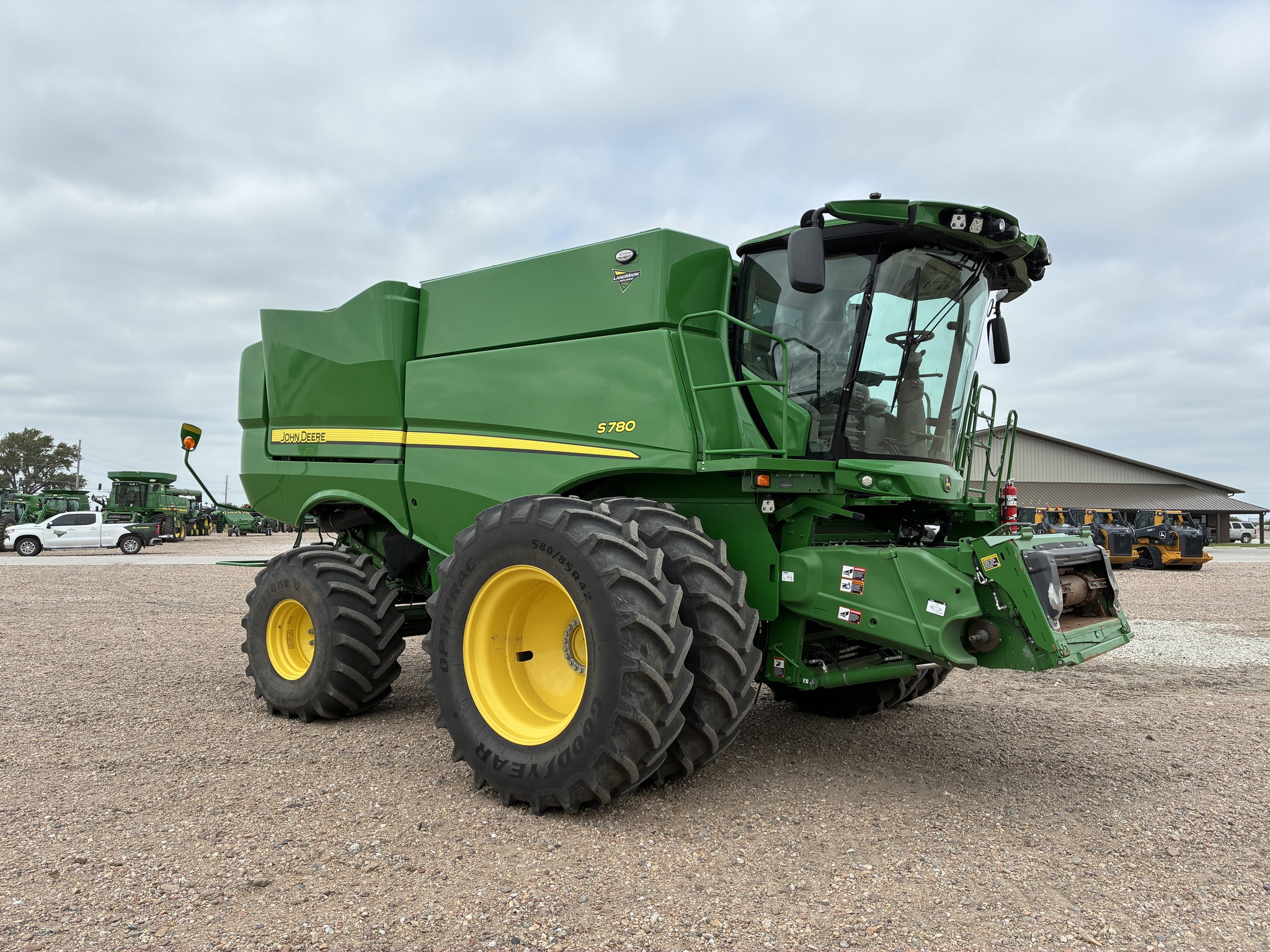2023 John Deere S780 Image 2