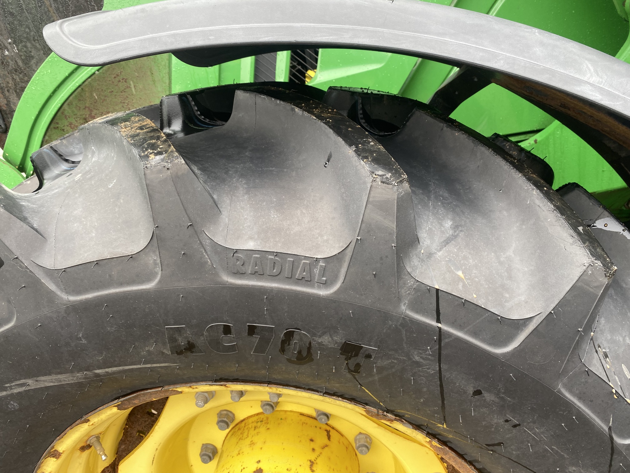 2014 John Deere 6210R Image 22