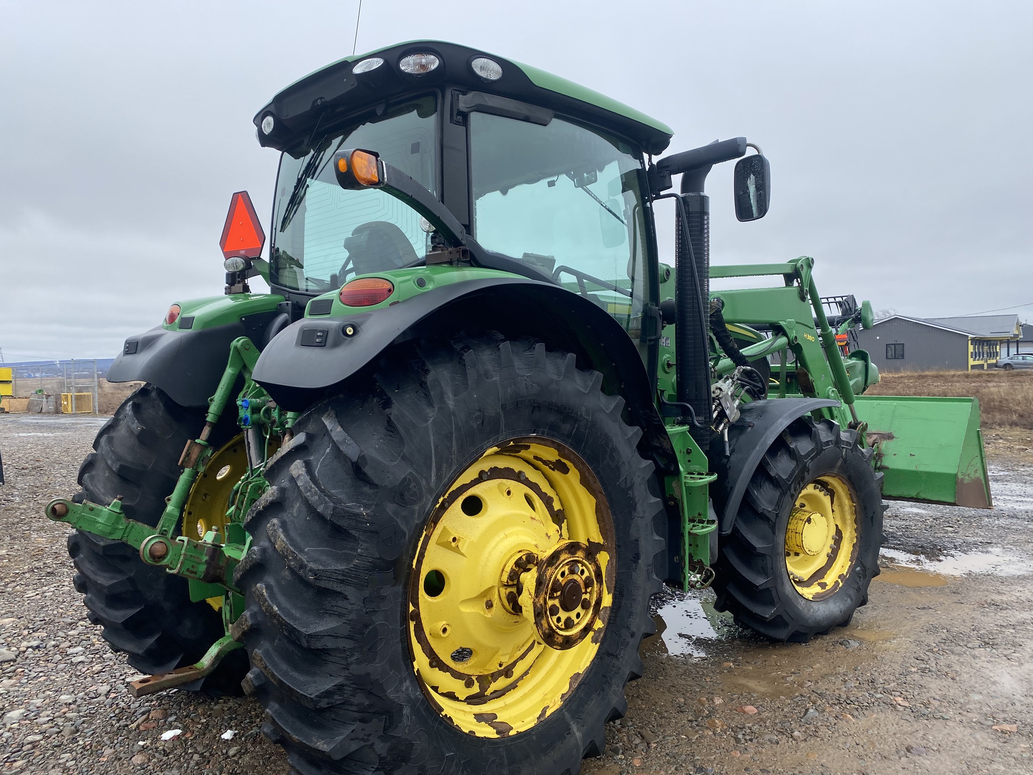 2014 John Deere 6210R Image 16