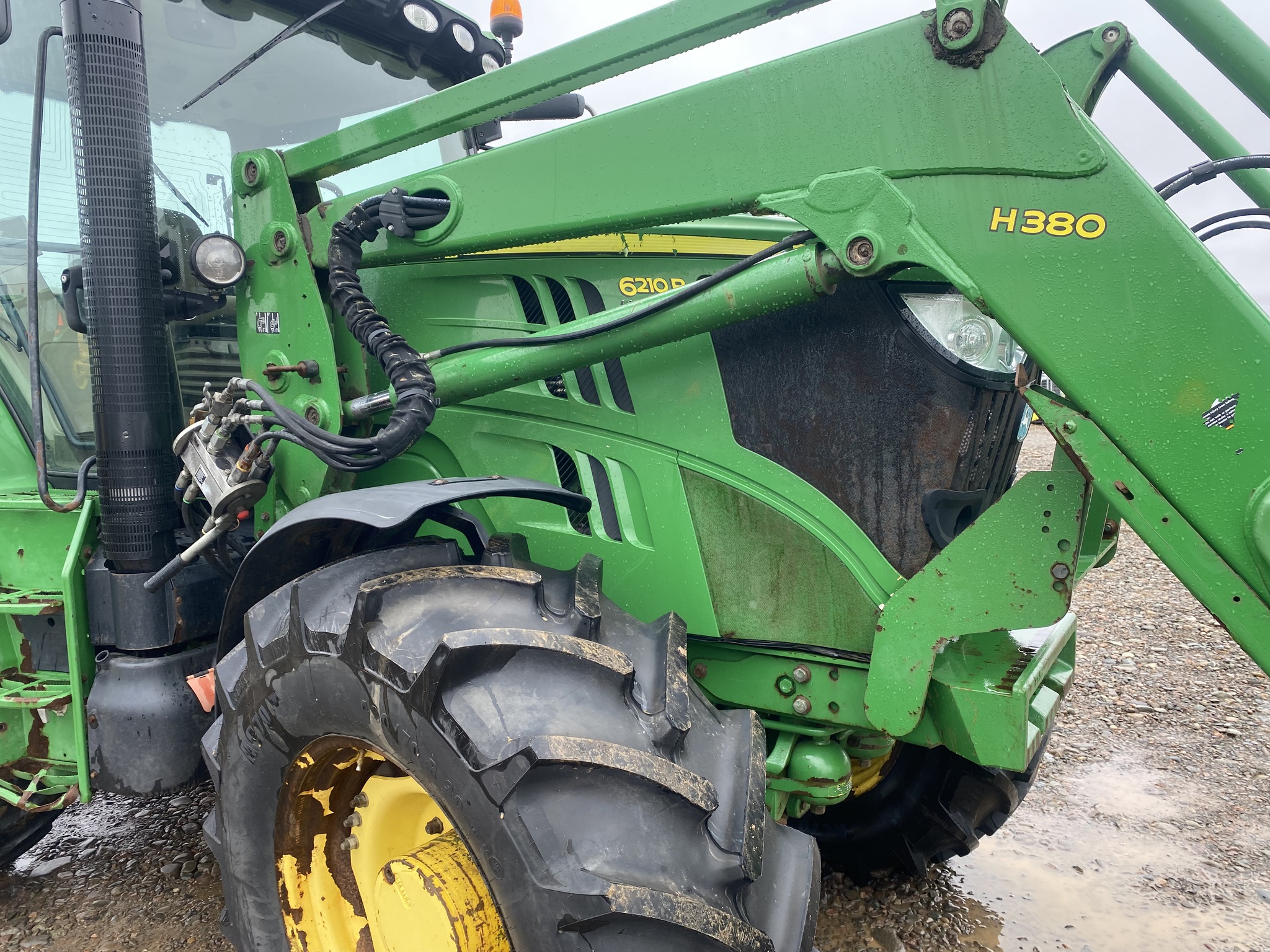 2014 John Deere 6210R Image 15